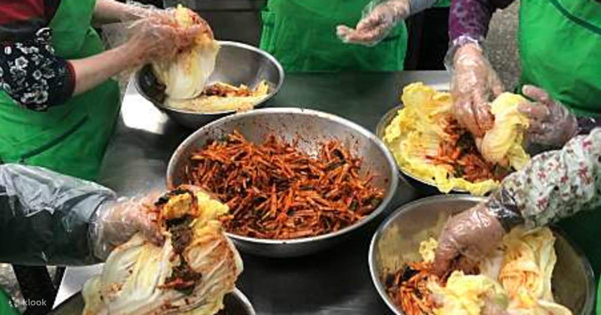 KIMCHI TRADITIONAL MAKING visual data 7